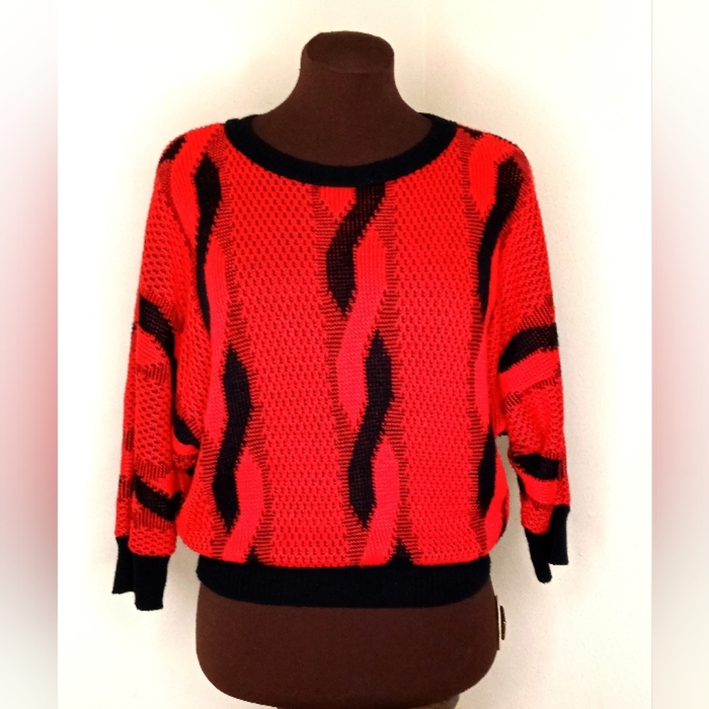 College point vintage sportswear sweater red n black knit 3/4 sleeves size M.